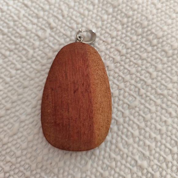 4/$50⭐️Abalone Inlayed  Wooden Pendant - Picture 2 of 6
